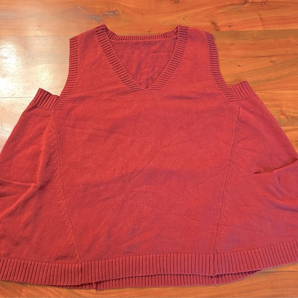 Women’s Top Bundle - Picture 2 of 3